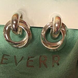 EVERRI  Silver Knot Earrings silver nwt